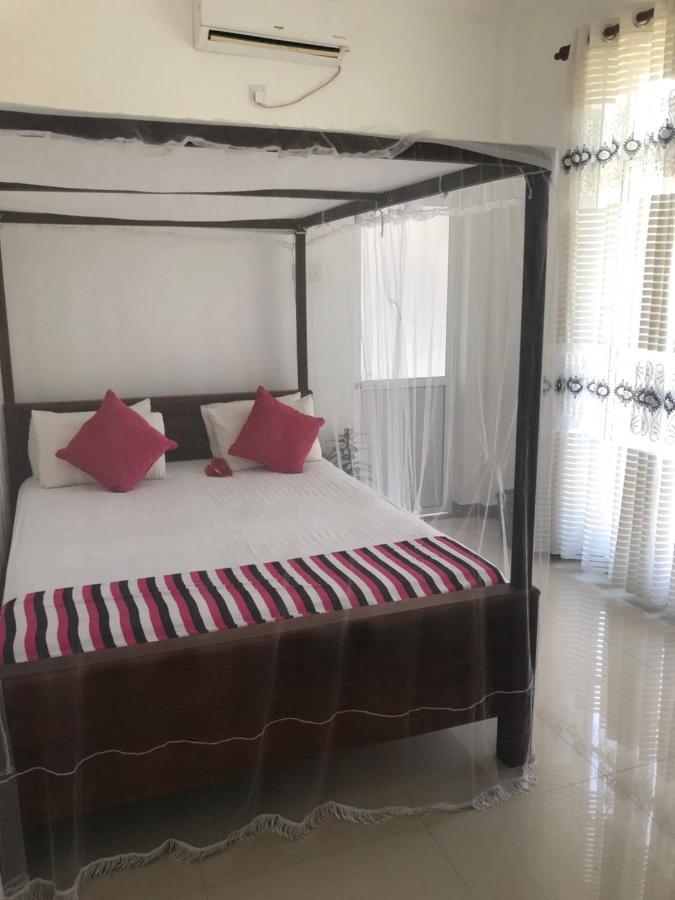 Hiriketiya New Radiant House Hotel Dikwella Eksteriør billede