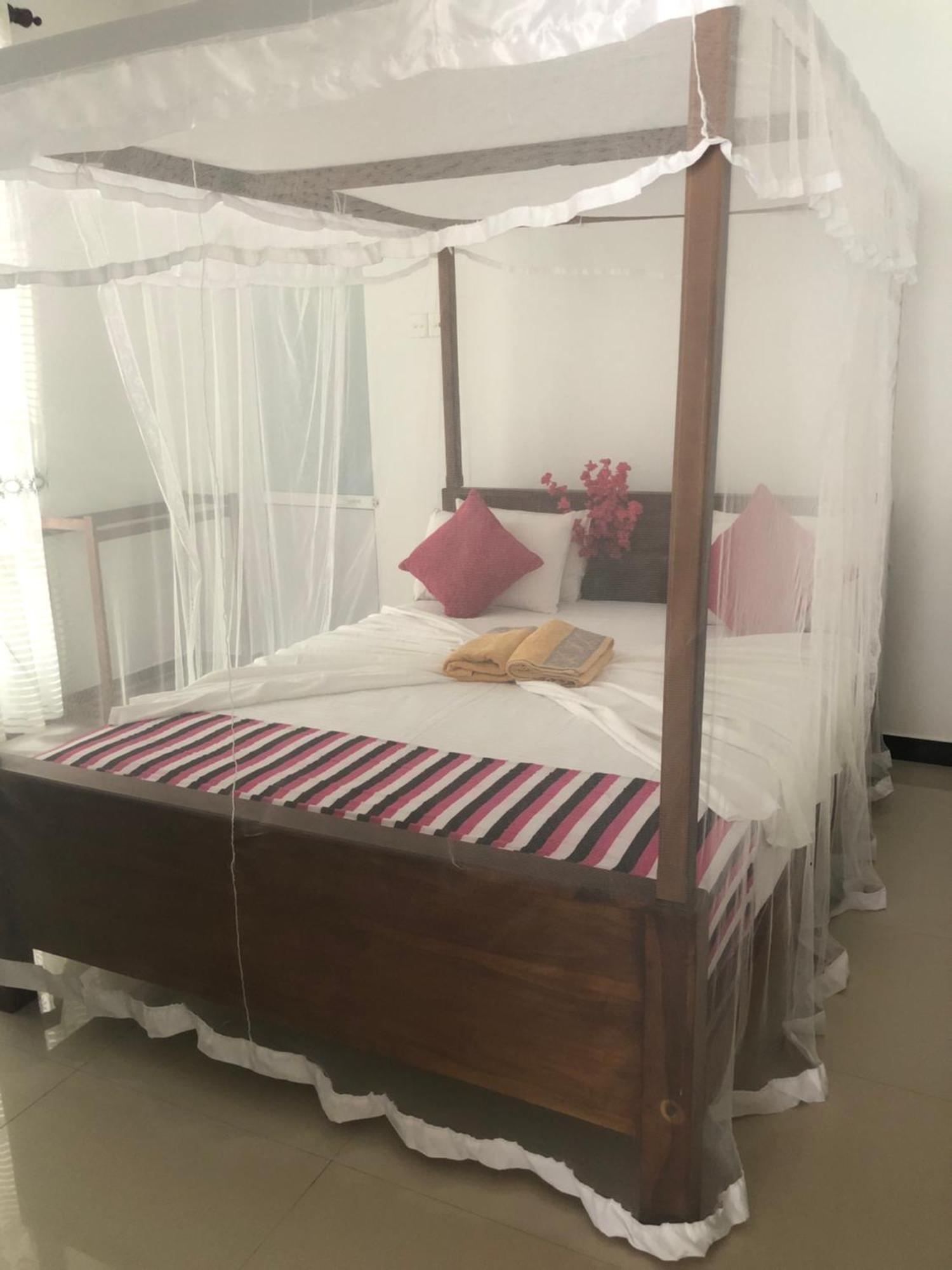 Hiriketiya New Radiant House Hotel Dikwella Eksteriør billede